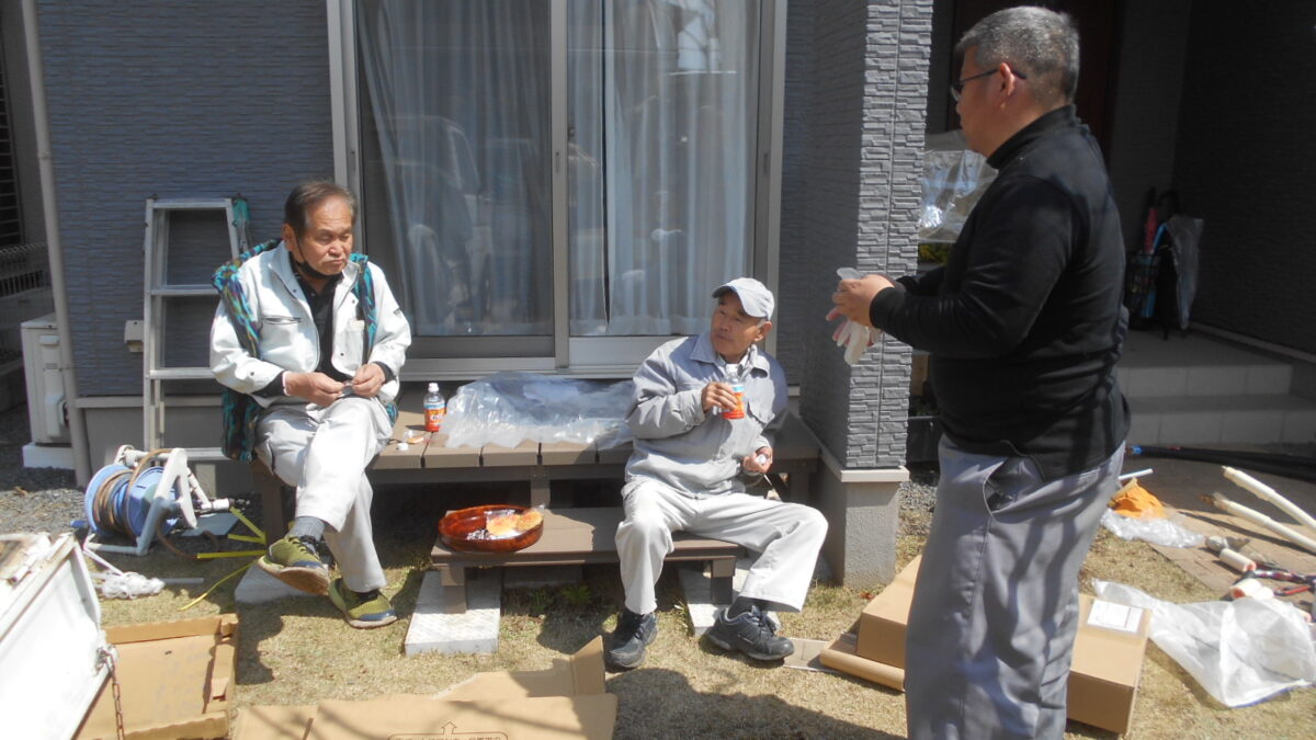 つくば市エコキュート修理に　トイレ　給湯給水配管の引き直し　電気工事　家庭用電気自動車用充電コンセントの施工　承ります。つくば市で石油風呂釜の交換も　お気軽に。