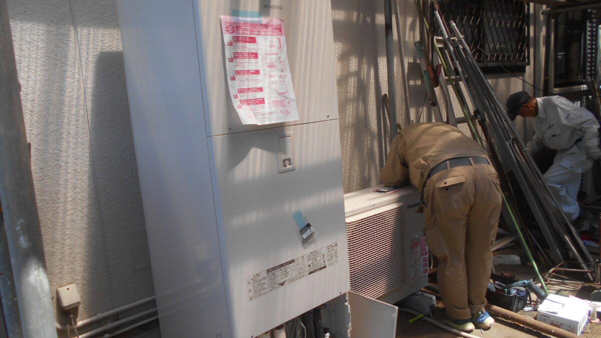 土浦市のユーザー様、　各社エコキュートの修理が　できる店です。