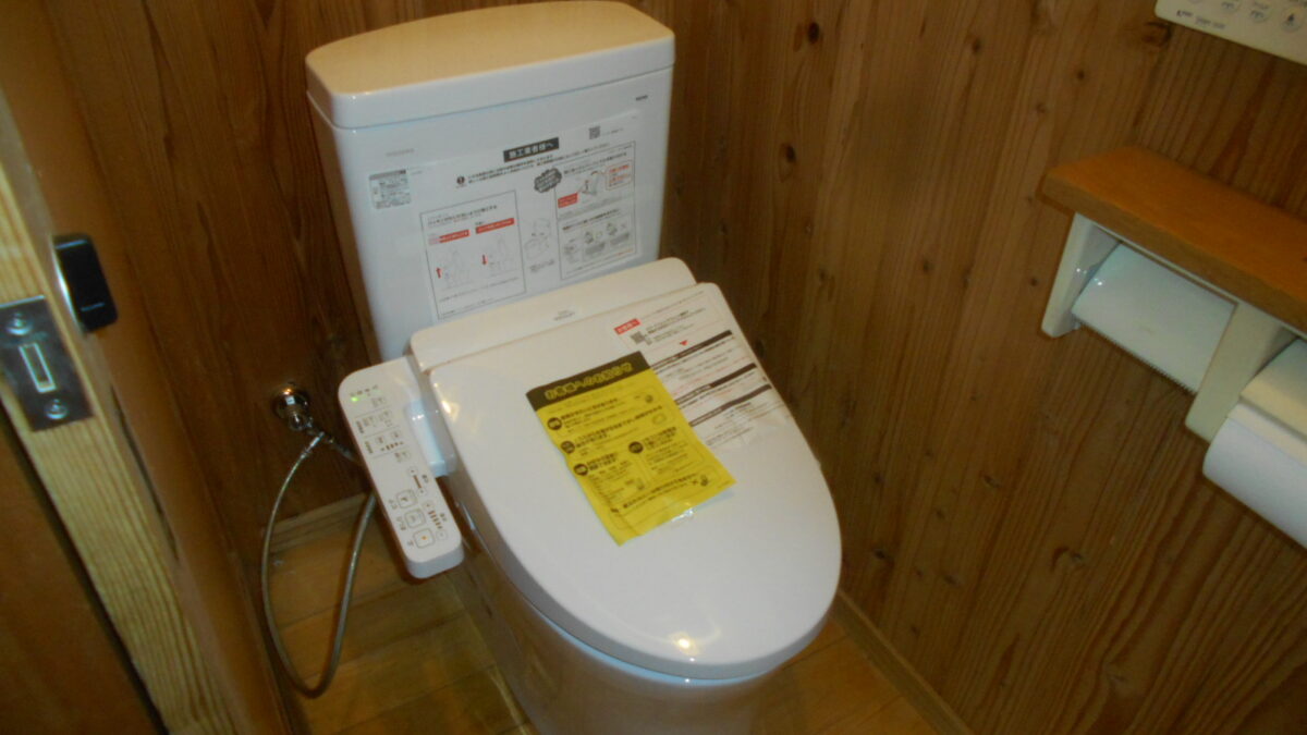 土浦市　TOTOトイレのリフォーム　リクシルの便器交換　お気軽に。
