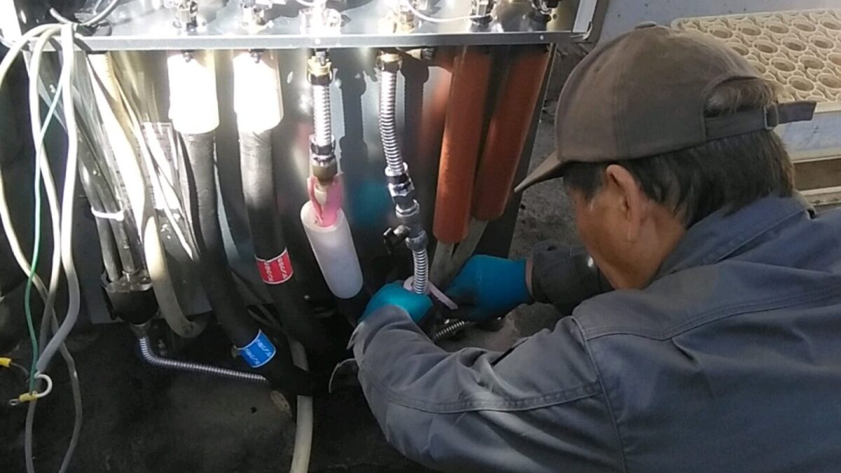 つくば市　小田　西町で　エコキュート交換での　画像です。