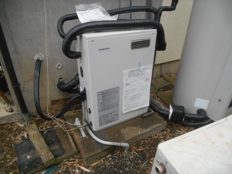 土浦市新治地区　小高でコロナ石油給湯器UKB-NX372Bの施工