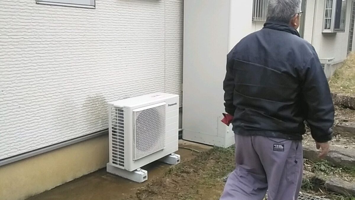 茨城県　つくば市　小和田にて　パナソニックエコキュートの施工です。