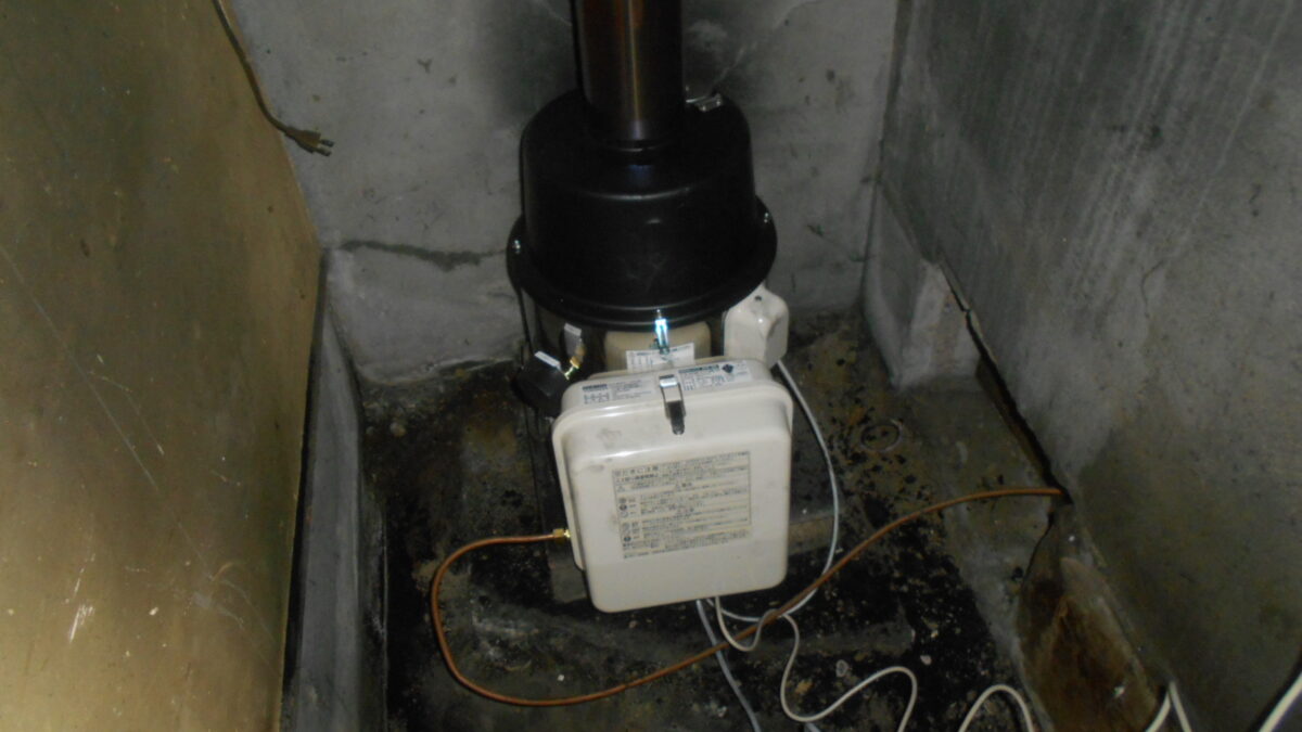 水戸市で　石油風呂釜　長府マキ風呂釜の　御用命は　お気軽にどうぞ。